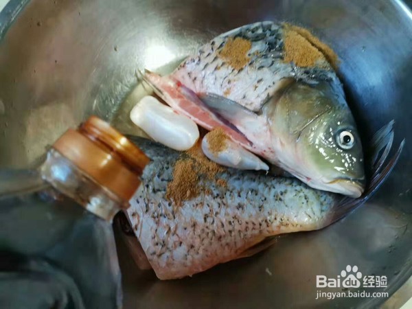 如何制作鱼炖豆腐