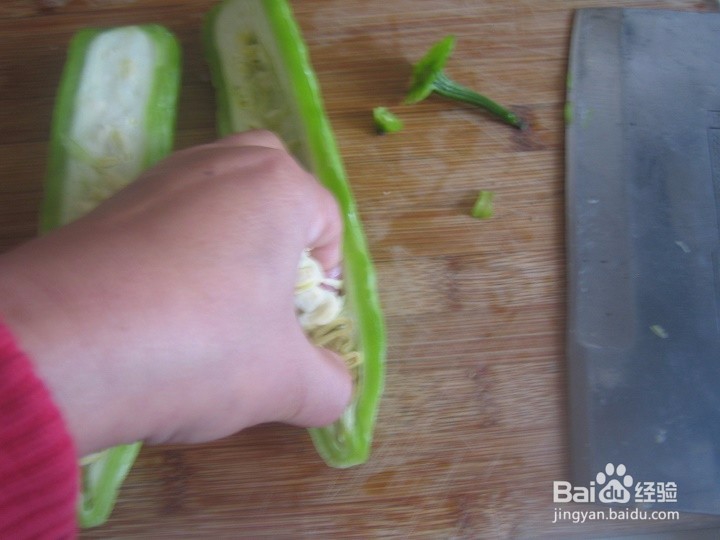 #神器#苦瓜的内瓤去除办法
