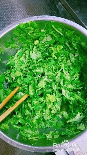 芹菜叶炒鸡蛋