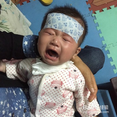 使用退热贴的注意事项