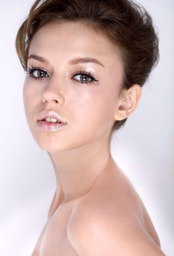 【爱自己】时尚瑜伽——怎样让皮肤紧致有弹性