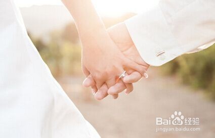 婚姻中一方出轨，该如何收集证据保护自己权益