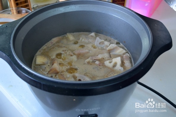 电锅菜：莲藕煲猪肉