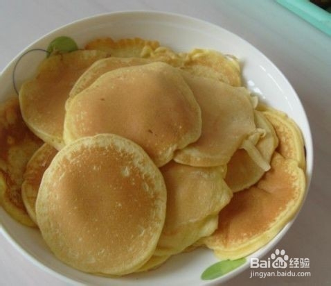 开心早餐：蛋奶蜂蜜小煎饼的做法