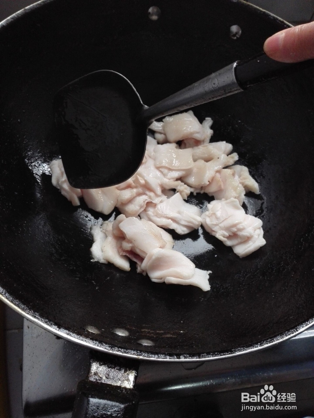 怎样制作火腿炒肉？