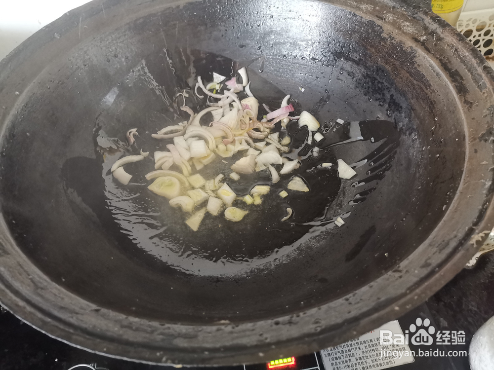 如何用藕片炒西兰花