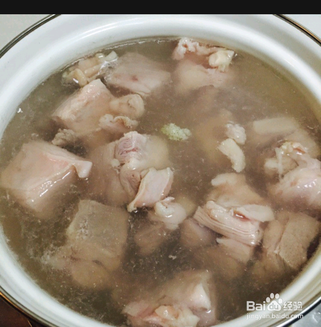 如何制作支竹羊腩煲？