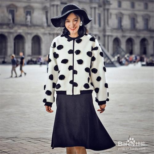 波点元素,女人经久不衰的穿搭技巧