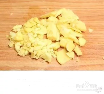 手脚冰冷吃什么好