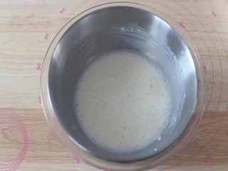 草莓冰奶酪戚风蛋糕怎么做
