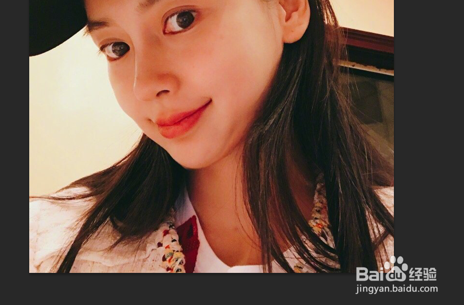 如何使用Ps解决人物双下巴?