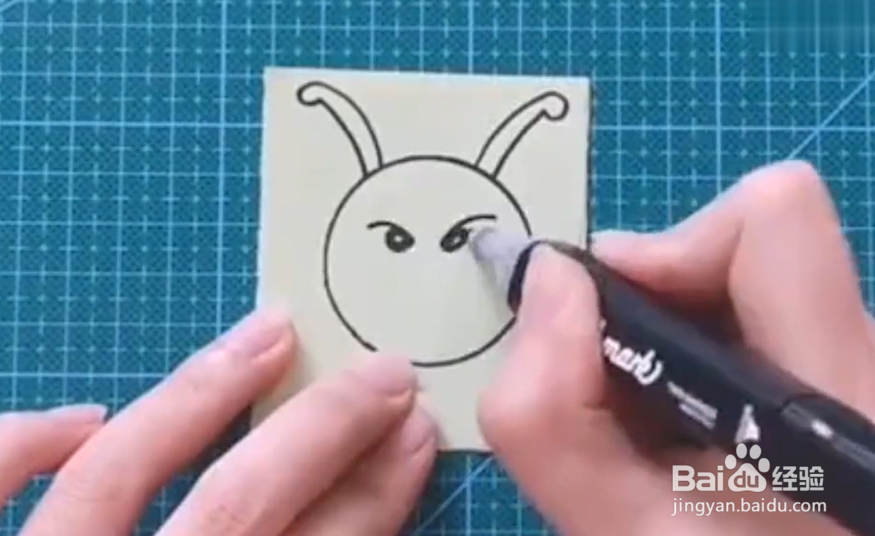 如何制作会走的毛毛虫