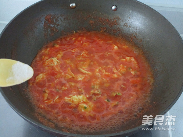 茄汁炒鸡蛋的做法