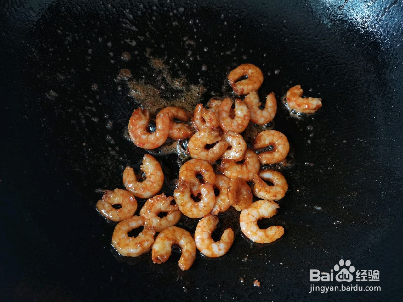 家常快手菜秋葵炒虾仁的做法