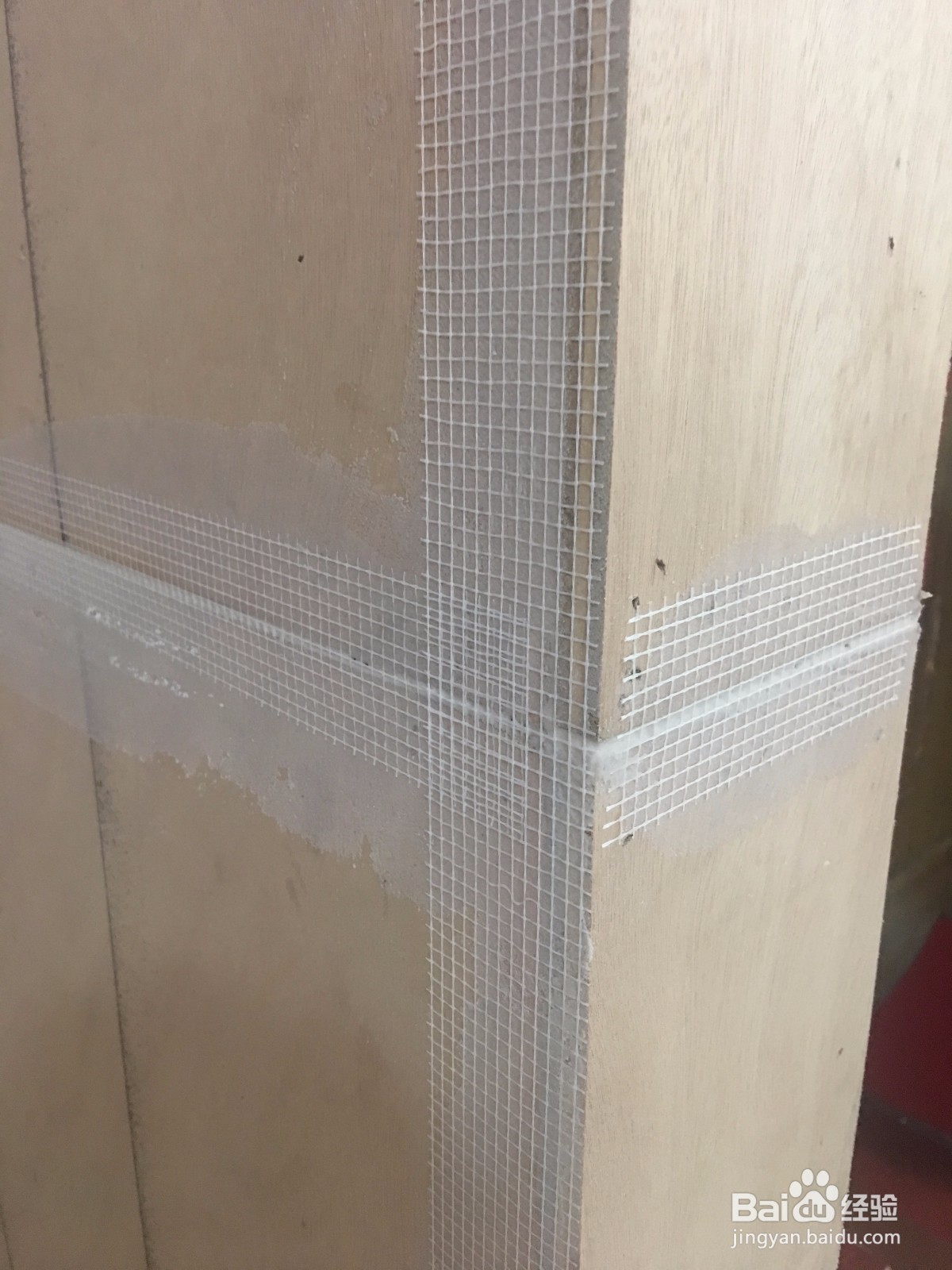 木板上可以刮腻子的方法