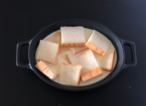 牛奶鸡蛋吐司布丁的简单做法