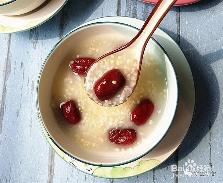 天气冷了，这八种冬日养生粥你给父母做了吗？