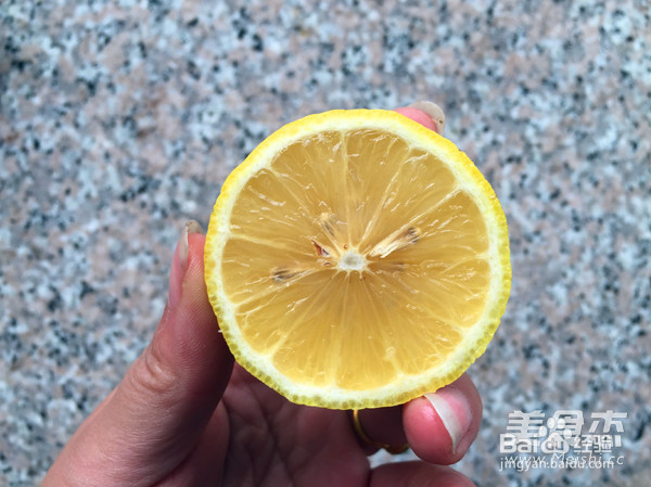 彩虹蛋白糖的做法