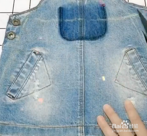 如何修改吊带裤?