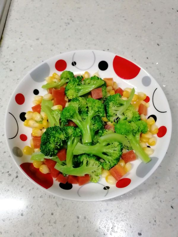 时蔬坚果溜虾仁