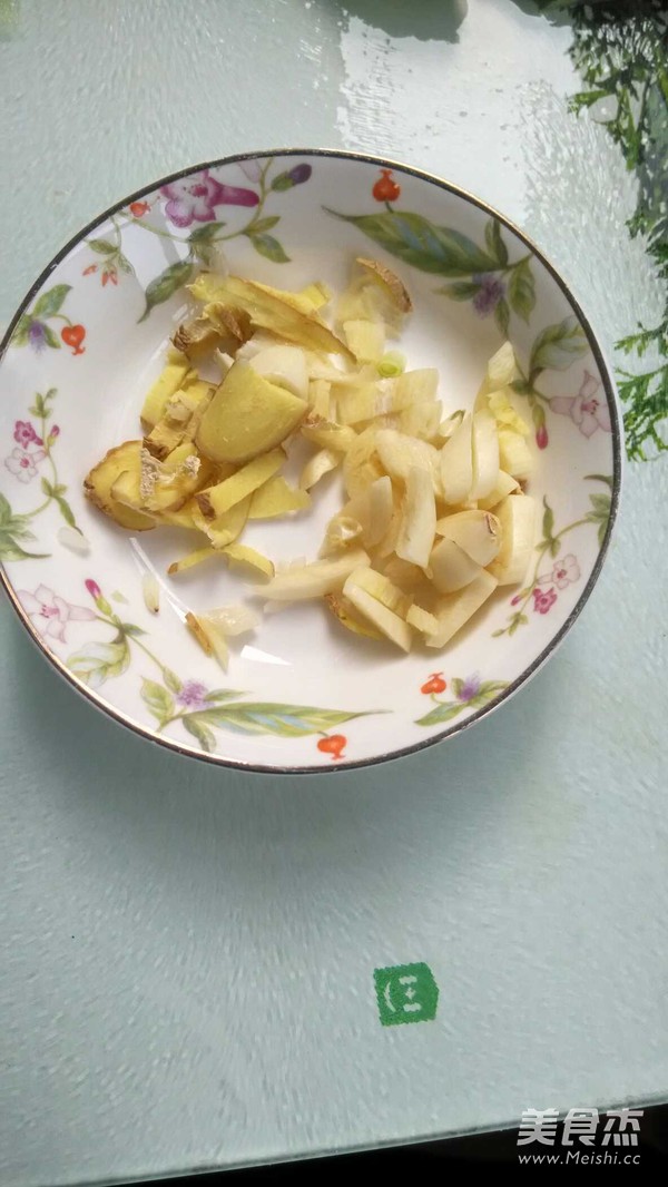 胡萝卜黄瓜炒肉片