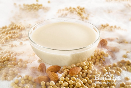 美白、祛斑、祛痘、补水小秘诀，让肌肤喝饱水！