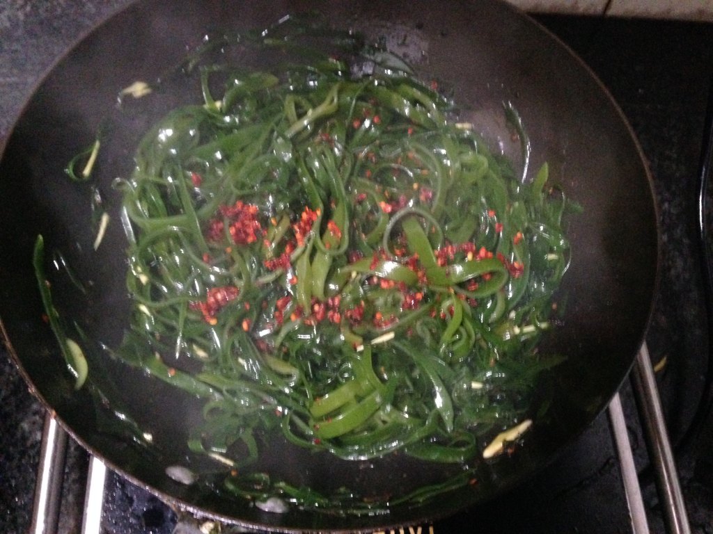 香辣海带丝的做法，味道好极了！