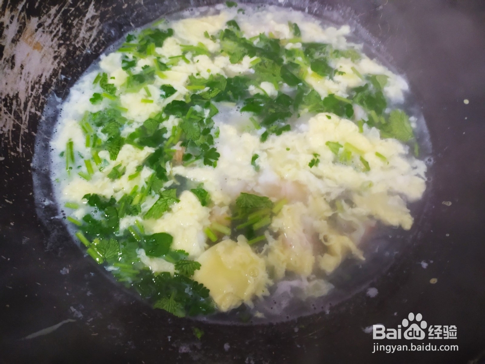 制作美味的虾仁鸡蛋汤