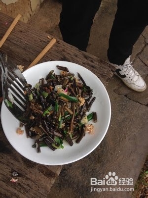 教你怎么做炒米炒酸蕨菜