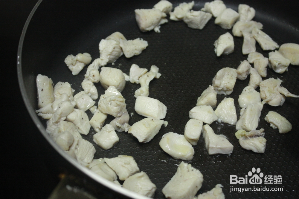 适合懒人做的鹰嘴豆藜麦鸡胸沙拉