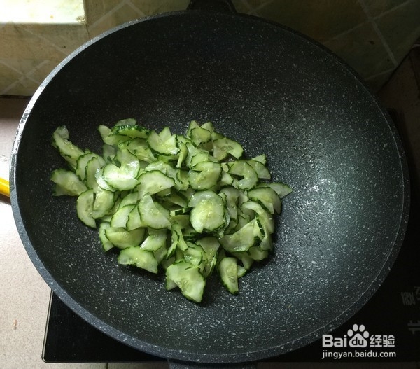 黄瓜炒鸡蛋的做法