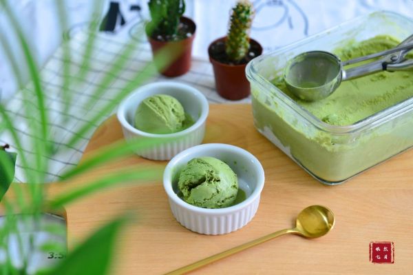 抹茶酸奶冰淇淋