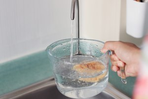 水果紫米银耳汤做法