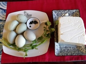 营养美食制作鸭皮蛋