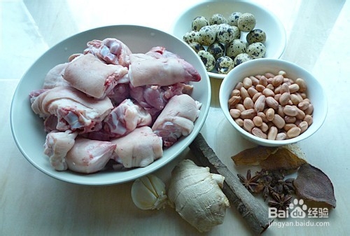 经期丰胸有妙招-边吃边大