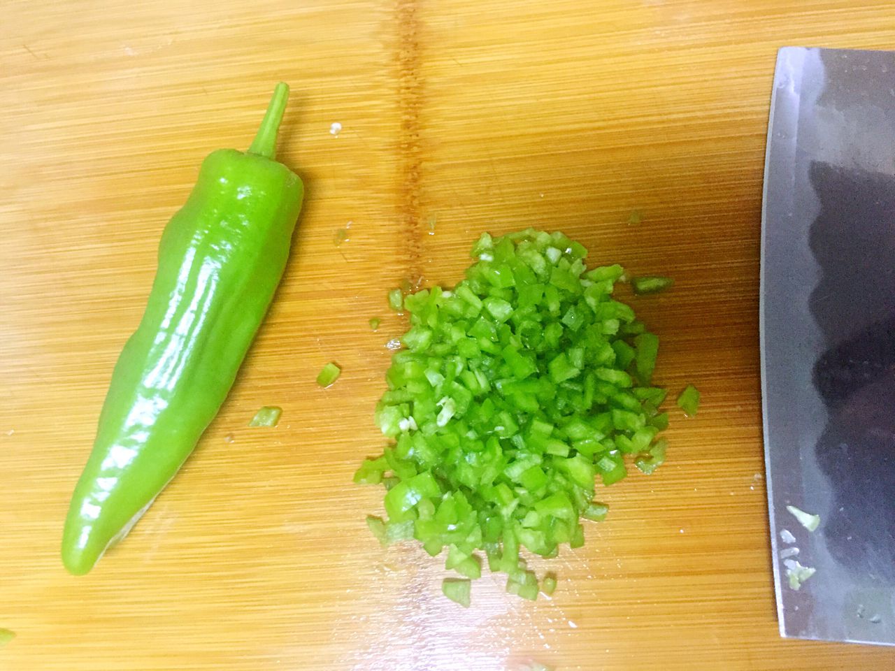 好吃又美味的鲜虾青椒鸡蛋饼的做法