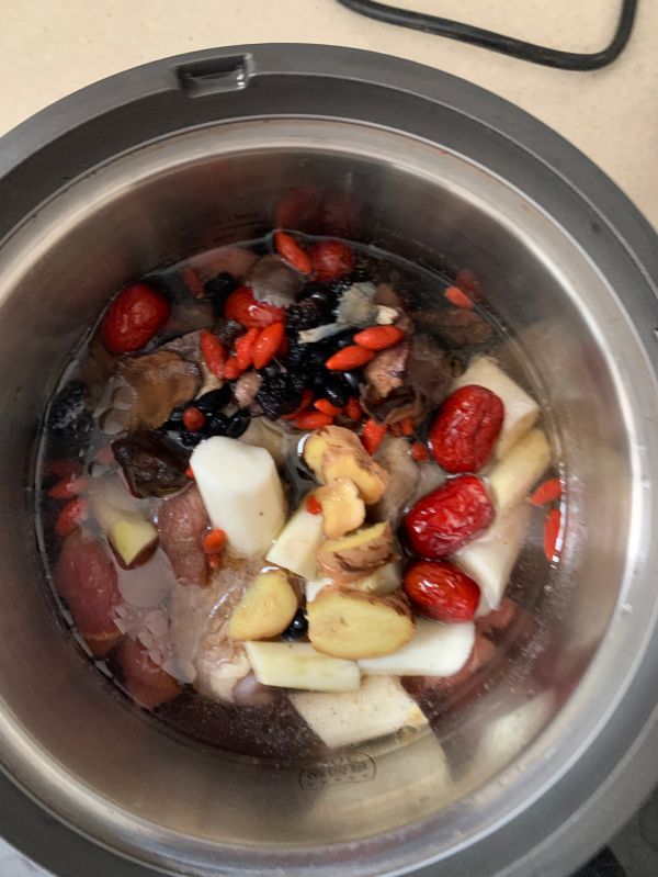 黄精玛咖桑葚汤