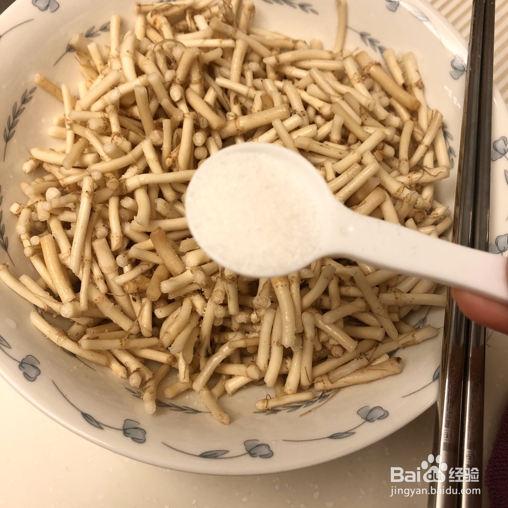 无法抵挡的凉拌折耳根鱼腥草