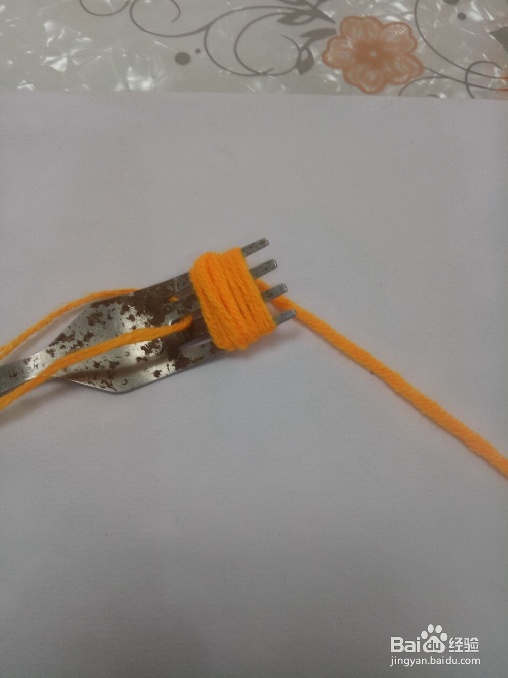 用不锈钢叉子做毛线球