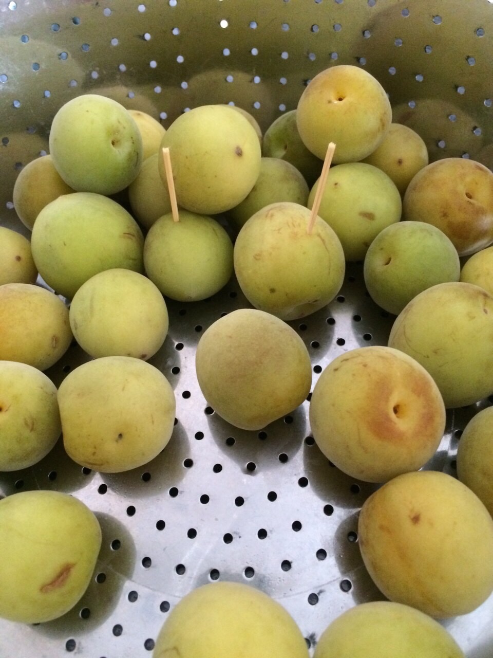 青梅酒的做法，赶紧来观摩吧！