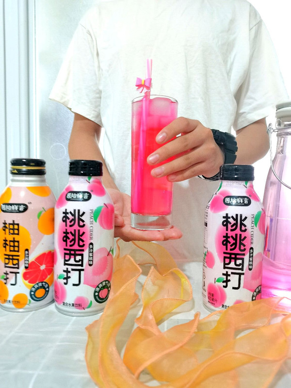 桃桃西打果冻冷饮