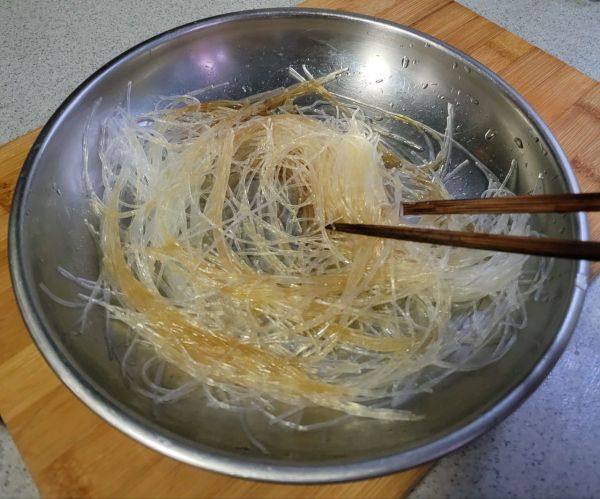 蒜蓉粉丝蒸大海虾