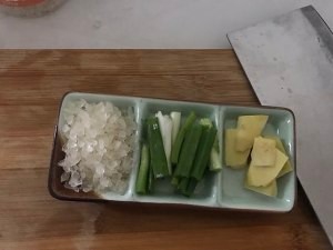 山楂排骨制作过程