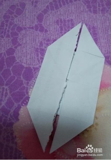 漂亮的纸花篮折法