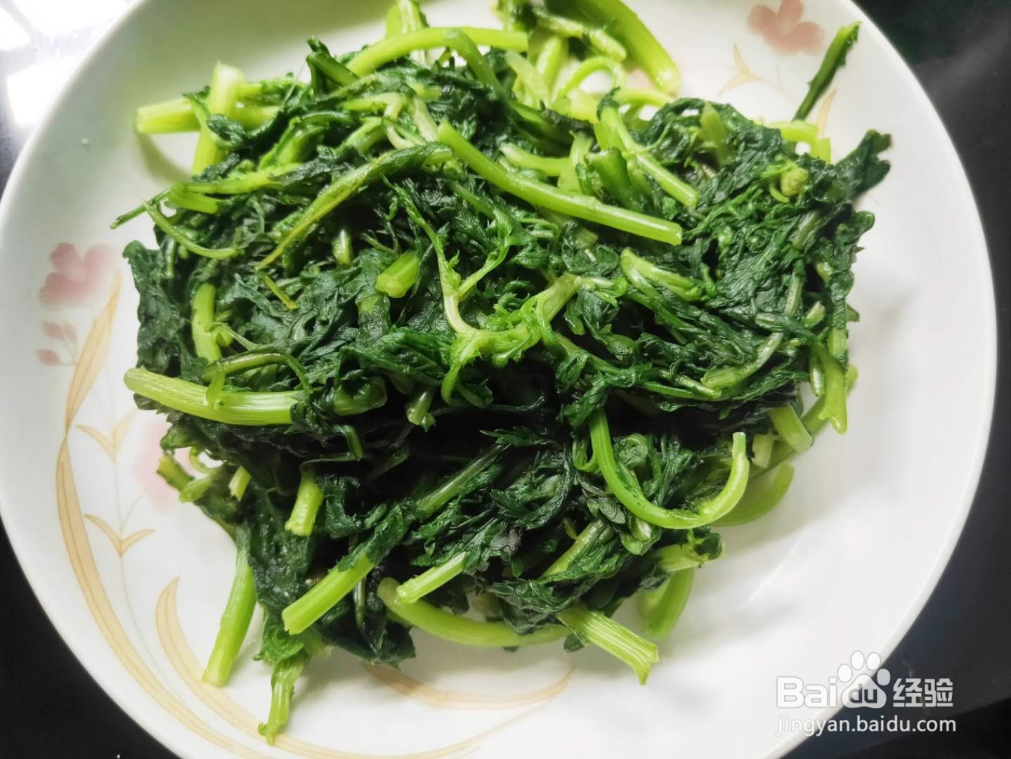 凉拌茼蒿---养生菜系列