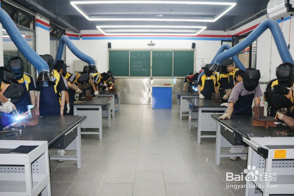 学汽修,为什么要到专业的汽修学校