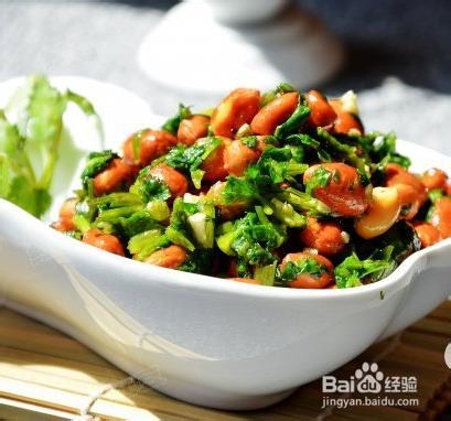 怎么做香菜拌花生米--凉菜香菜拌花生米的做法