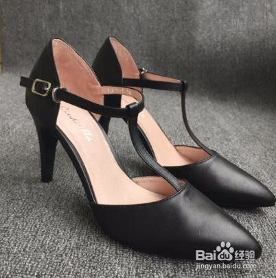 怎样穿高跟鞋更舒服不伤害脚踝？