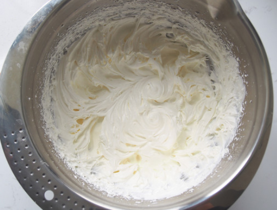蛋糕奶油如何制作人物