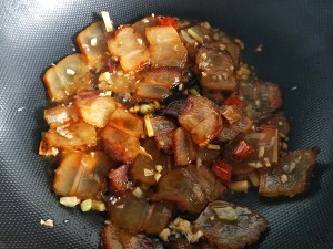 冬笋炒腊肉怎么做